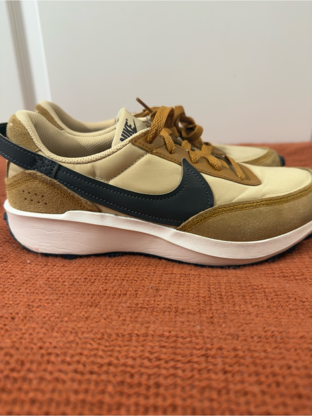 Nike Waffle Trainer 2 - Picture 6 of 8